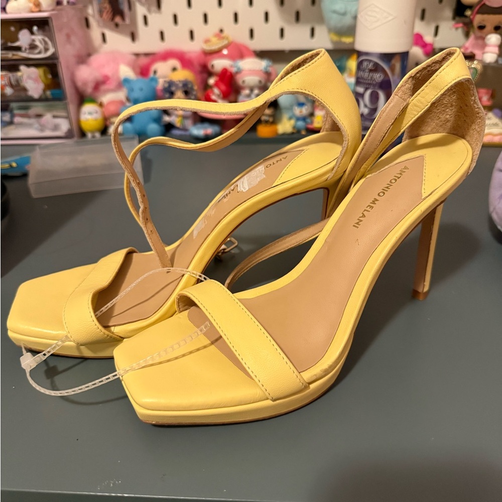 ANTONIO MELANI Lemon Yellow Heels